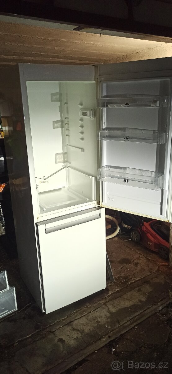 Lednice Whirlpool - 4