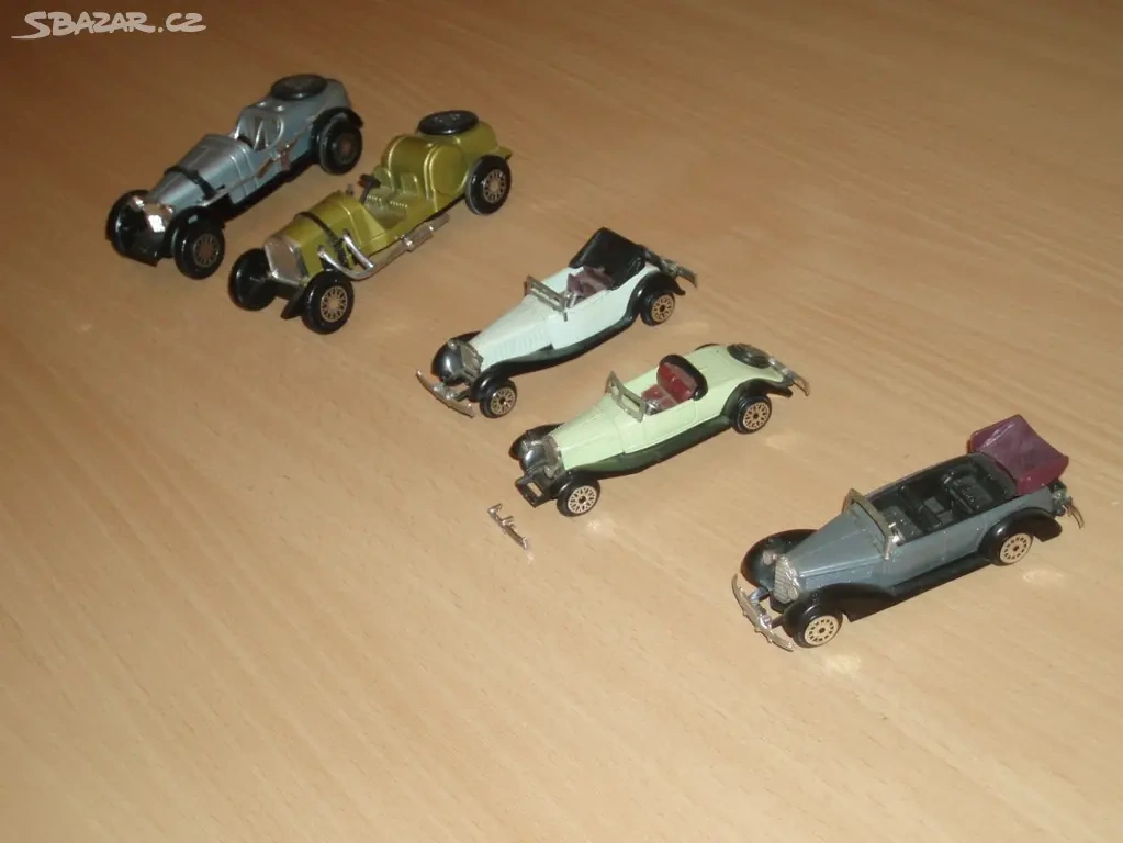 Angličáky,autíčka 5 kusů veterání viz foto - cena za celek - 4