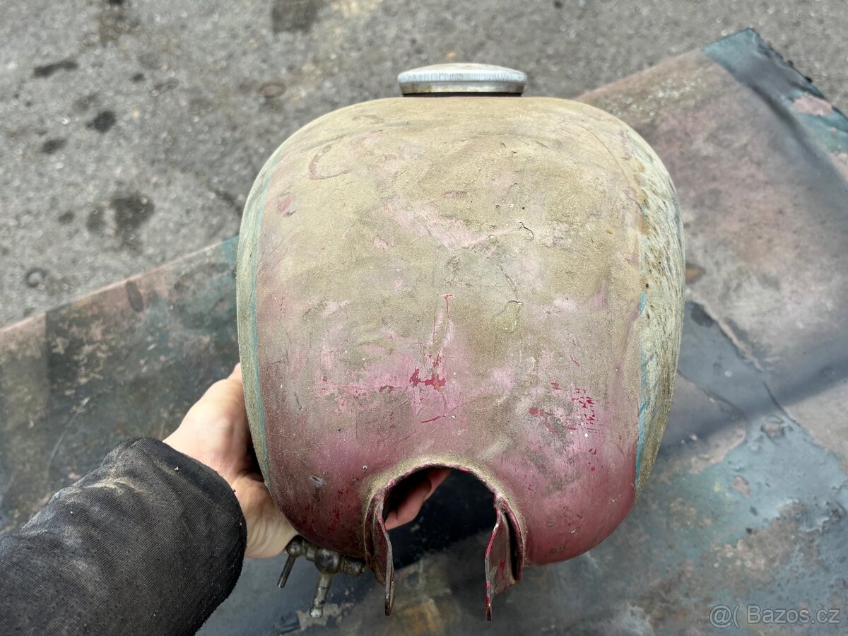 Nádrž JAWA ČZ 175 356 nevyrezlá - 4