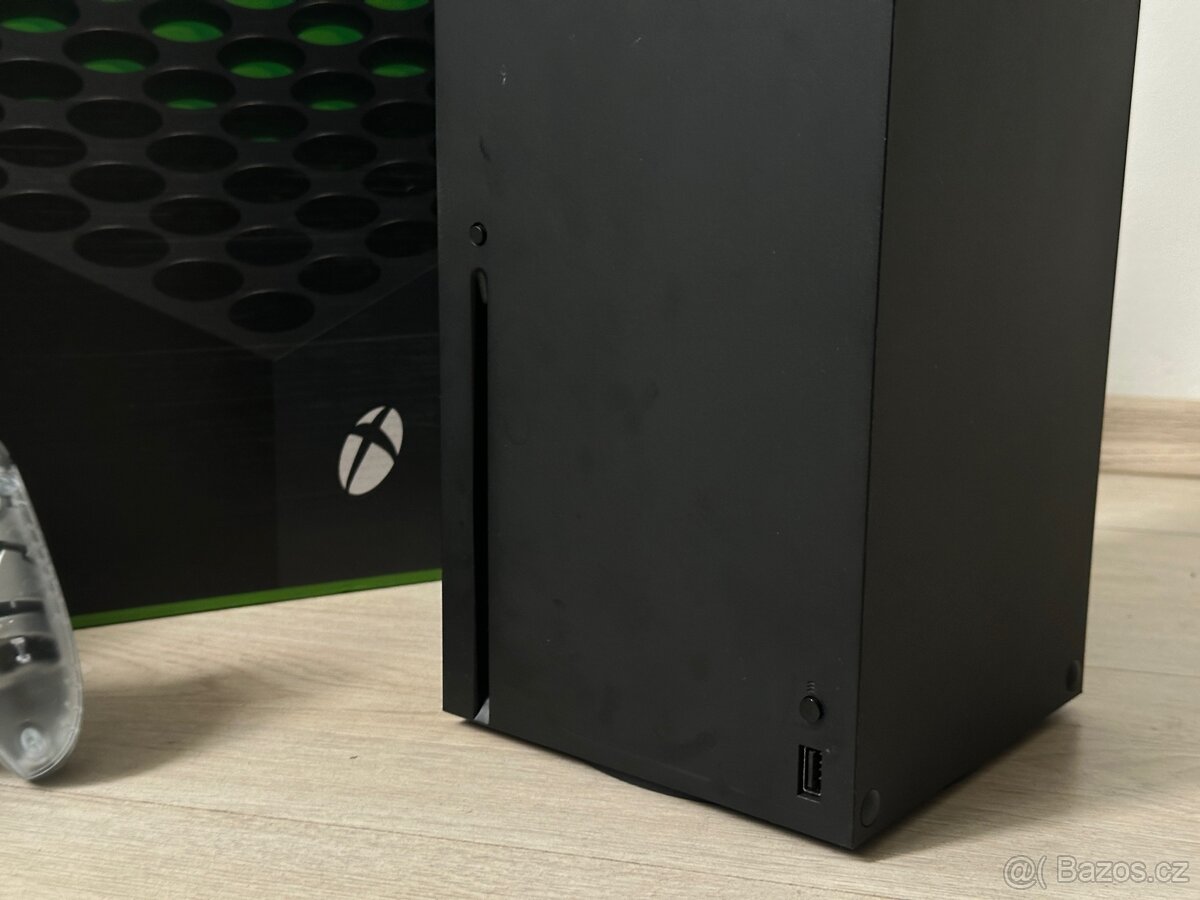 Xbox Series X – 1TB + 2 ovladače + mechanika - 4