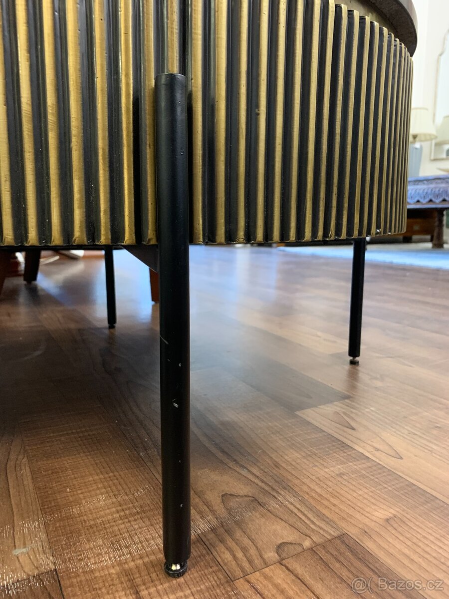 Konferenční stolek – poškozený kus - 4