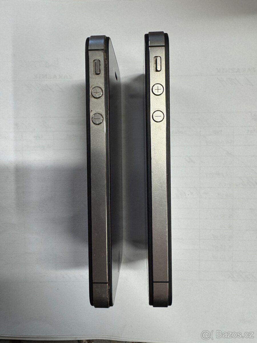 Apple iPhone 4s 2x v hezkém stavu - 4
