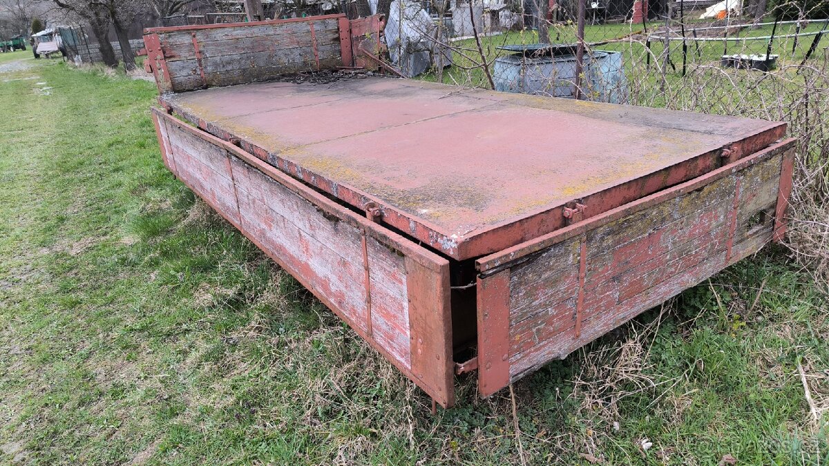 Vlečka 3,5t sklopka - 4