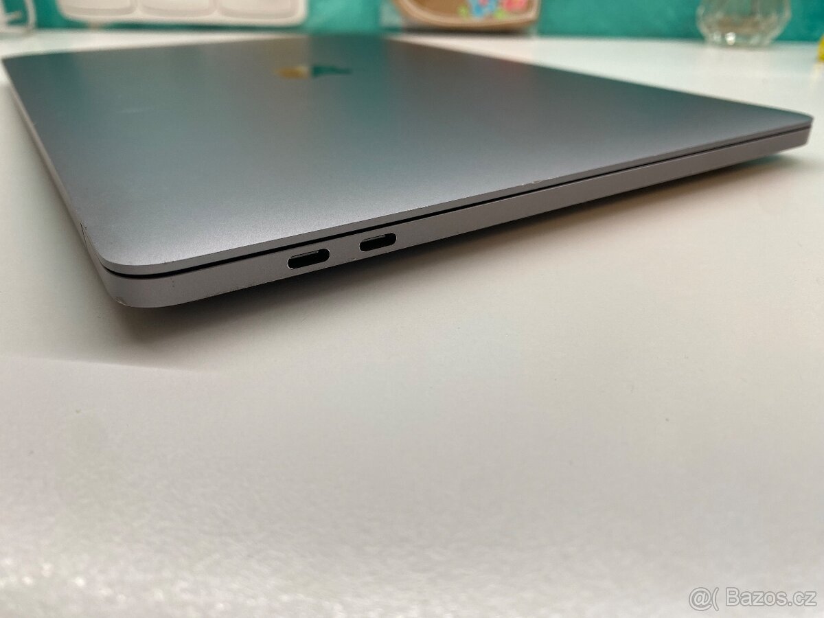 MacBook Pro 2020, 256 GB, vesmírně šedý - 4