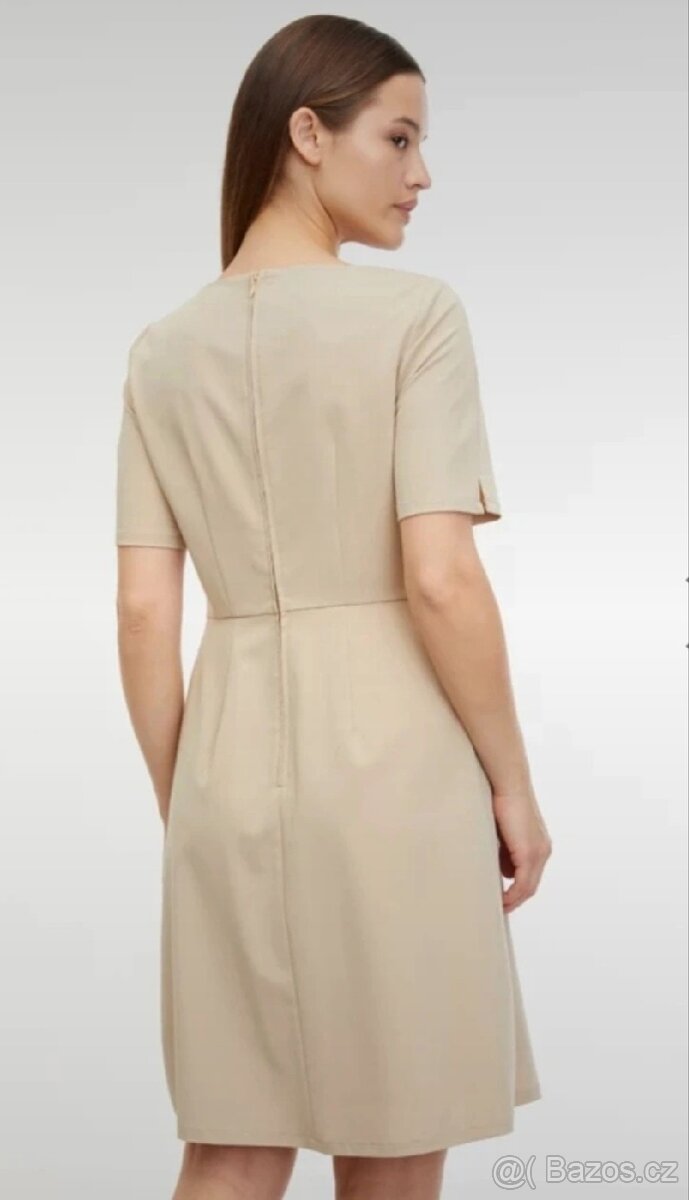 Elegantní společenské šaty. S 36 8. - 4