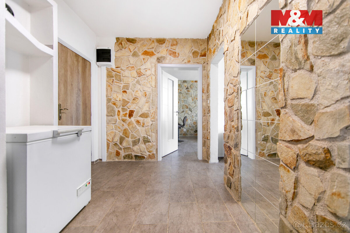 Pronájem bytu 2+1, 56 m², Klatovy, ul. Plzeňská - 4