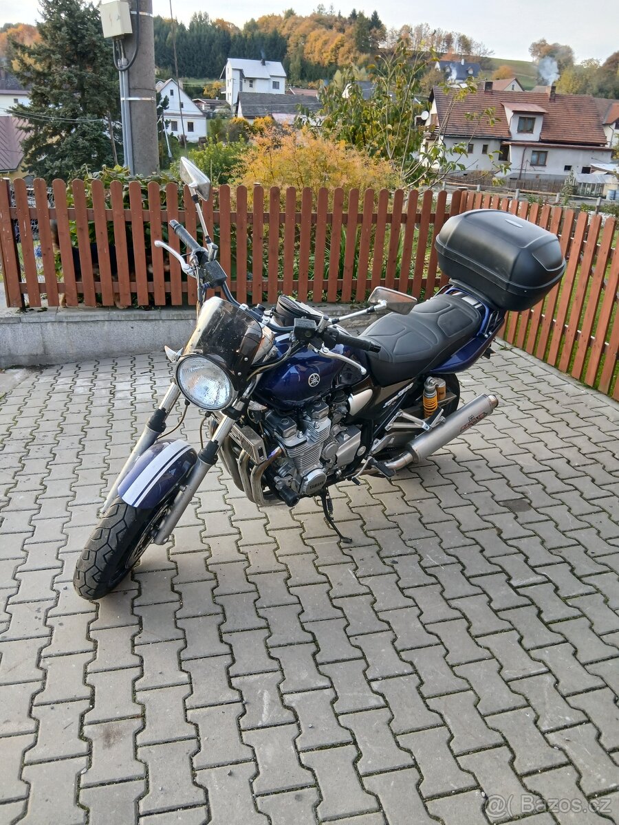 Yamaha XJR 1300 - 4