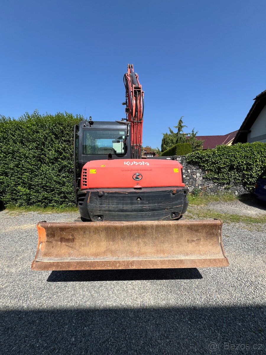 Pásový bagr Kubota KX 080 - 4, hmotnost 8.270 kg - 4