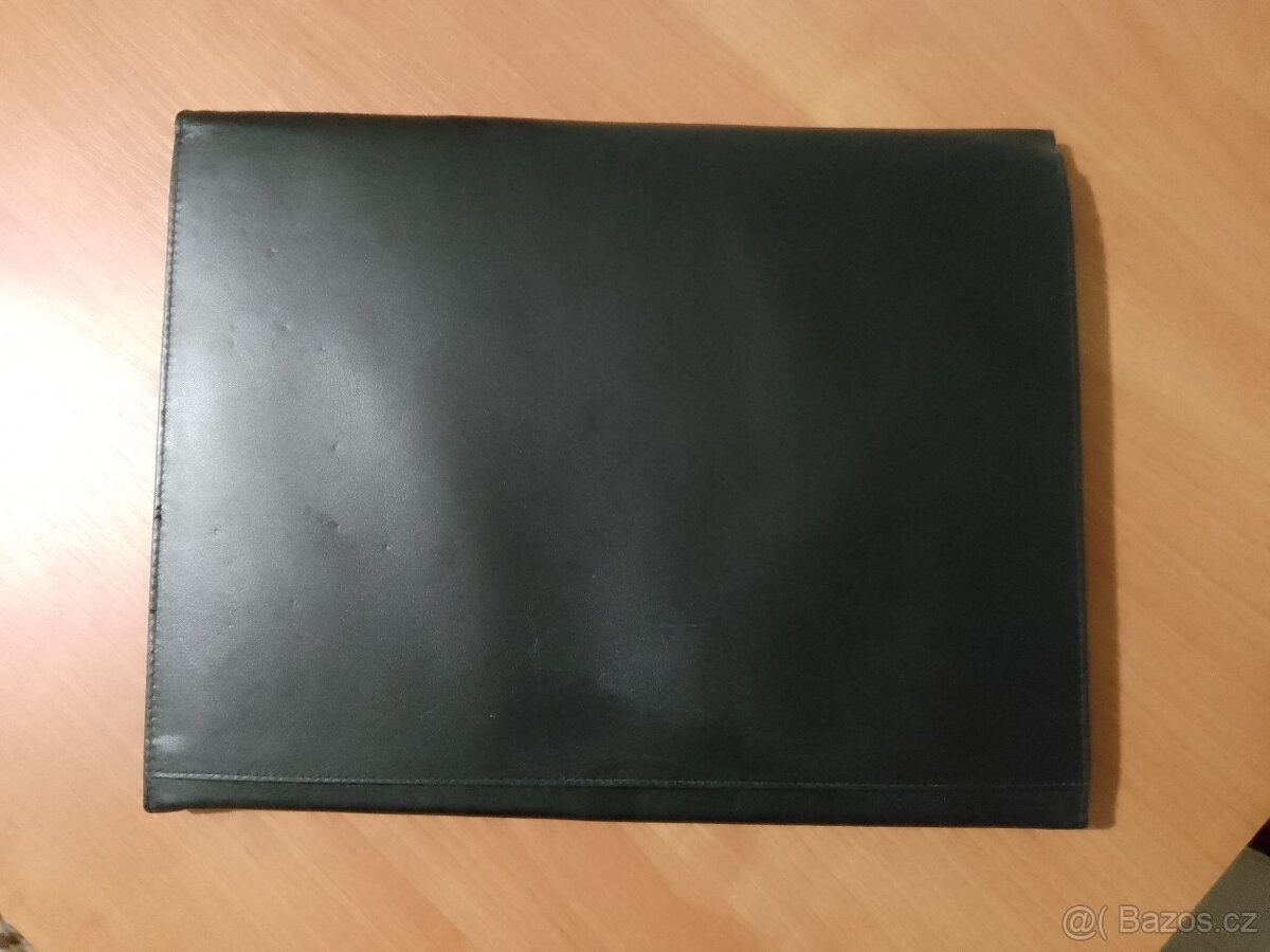 Krásná nová kožená spisovka uzamykatelná - 4