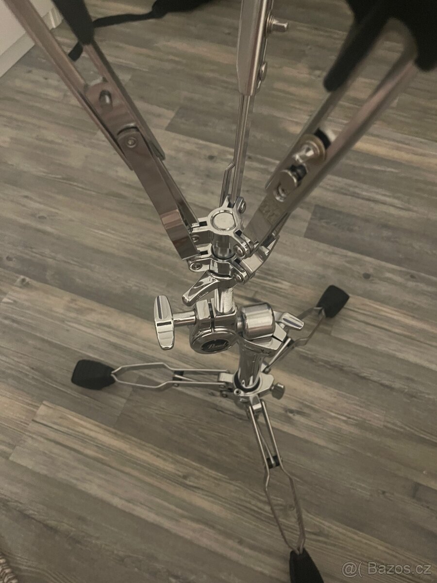 Stojan na snare buben značky Pearl - 4