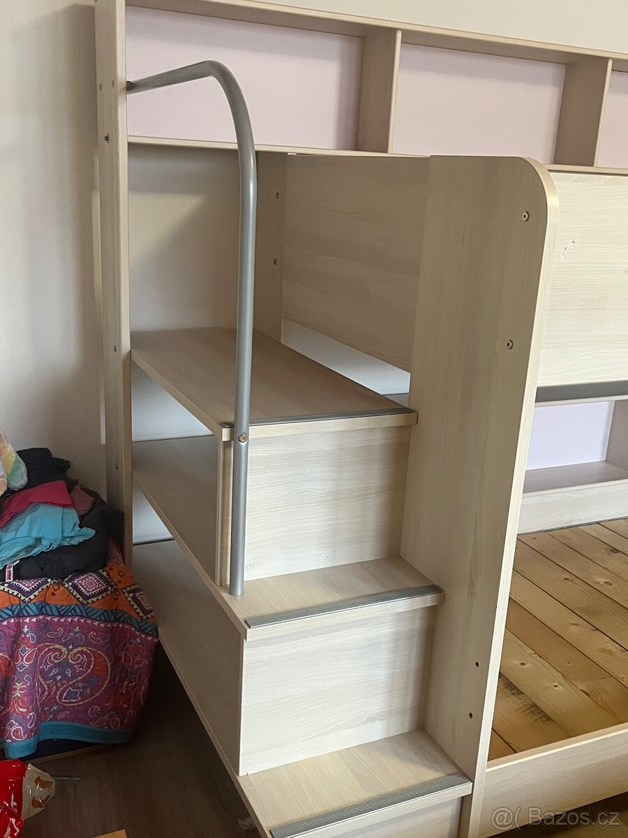 Dvoupatrová postel - 4