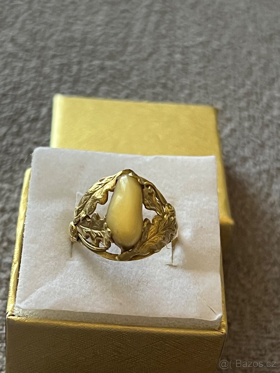 Zlatá sada-prsten,naušnice,přívěšek - 4