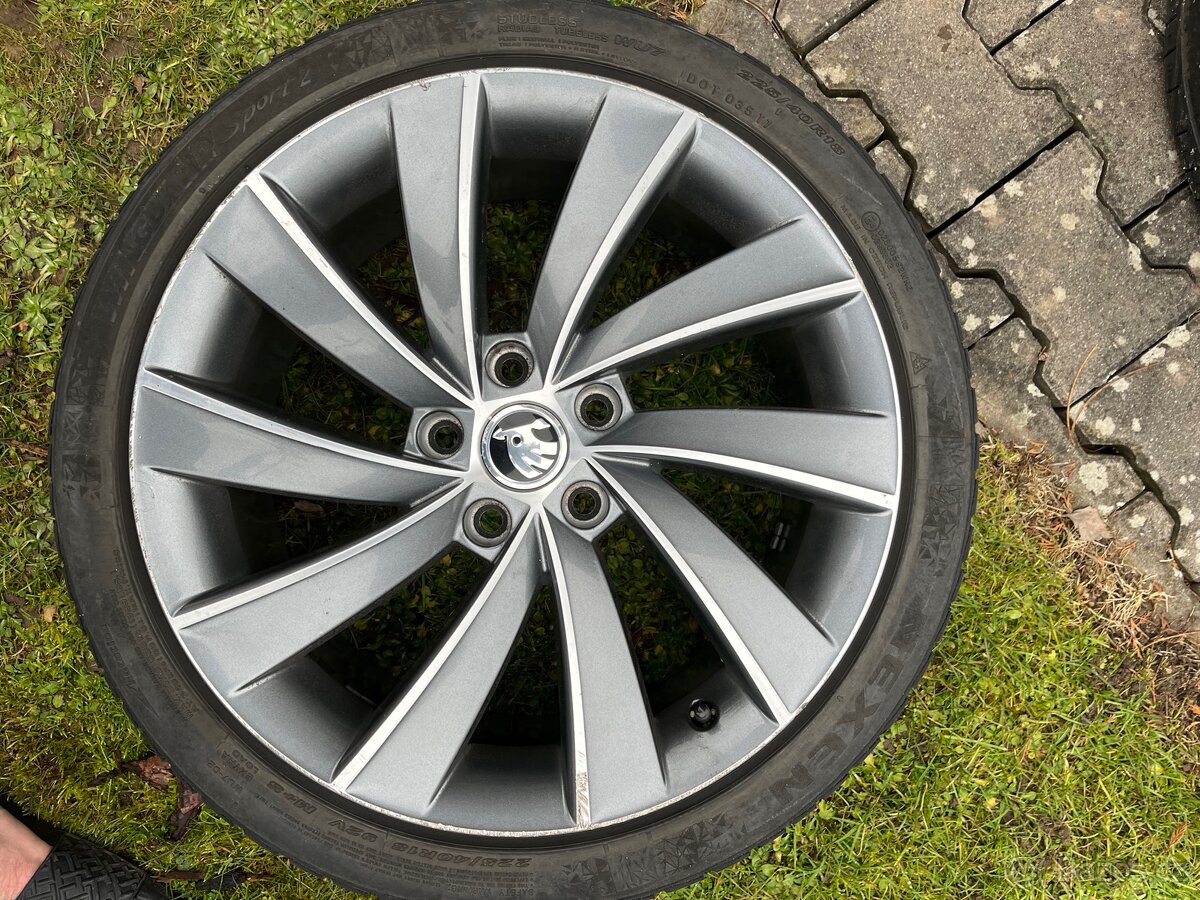 laurin & klement kola - 4