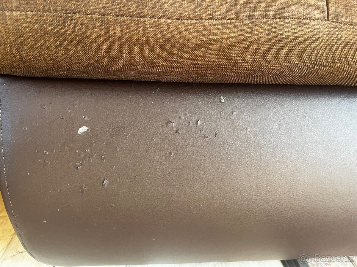 Velký rozkládací gauč - 4