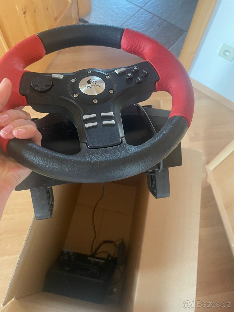 Herní volant genius - 4