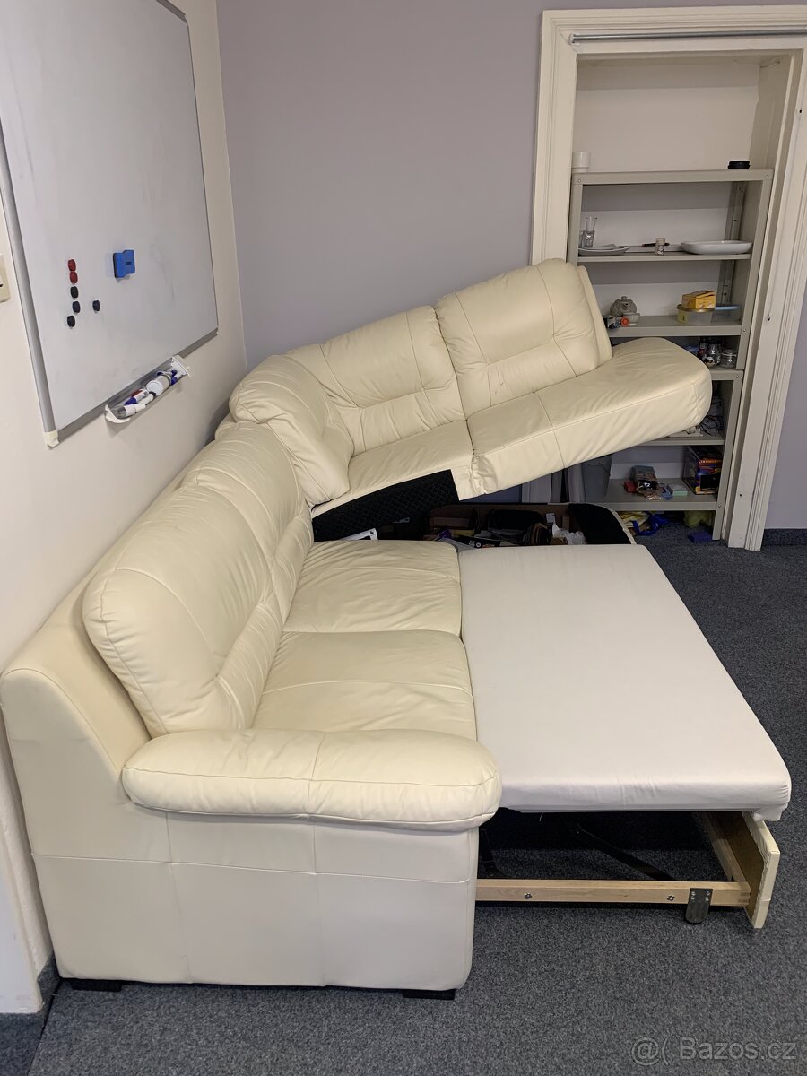 Rozkládací kožená pohovka s taburetem - bílá kůže - 4