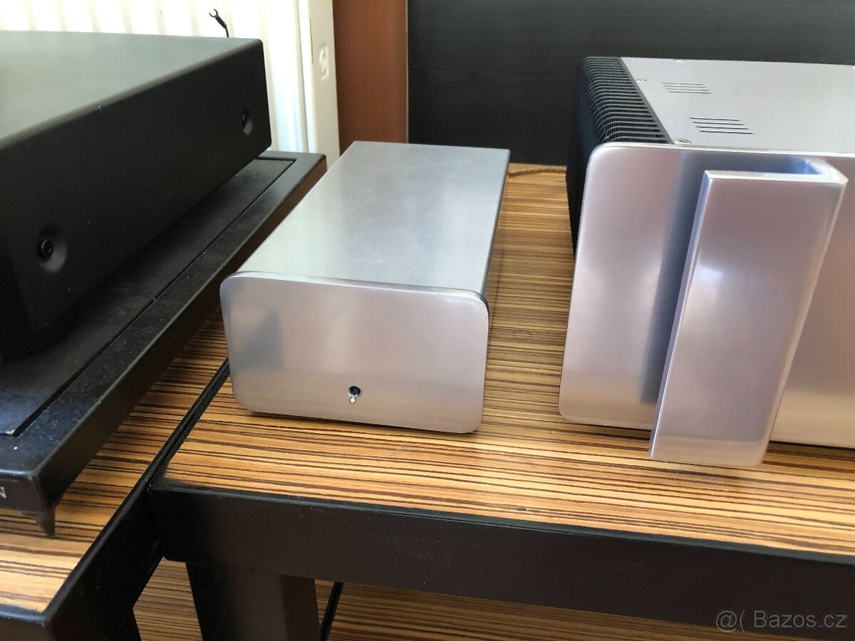 YBA 1 Alpha + MC PHONO modul a CD Hritage 100 - 4