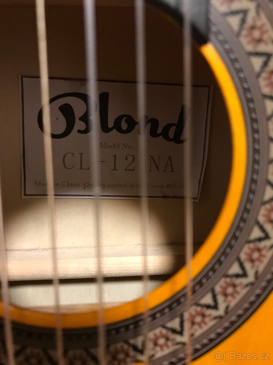 Kytara Blond 1/2 - 4