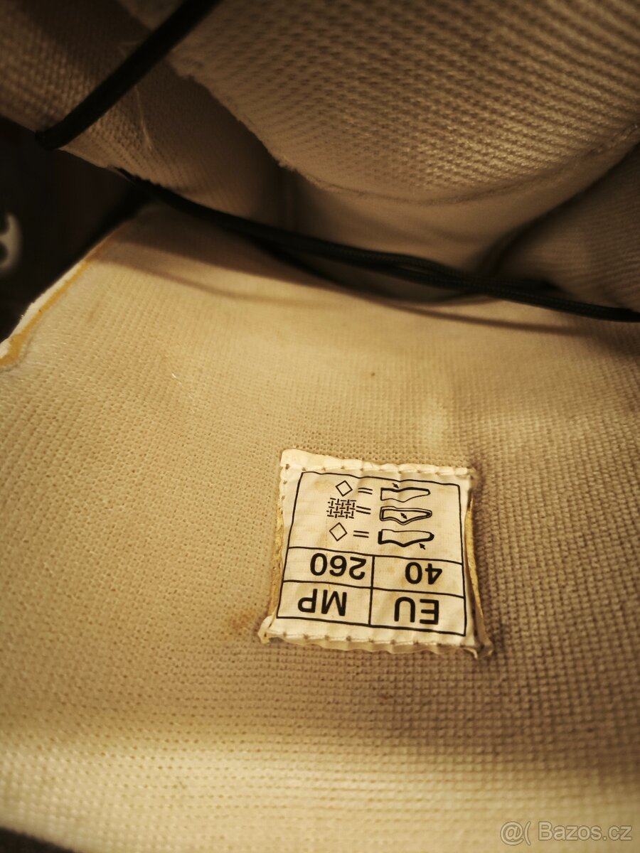 Snowboardové body č. 40 - 4