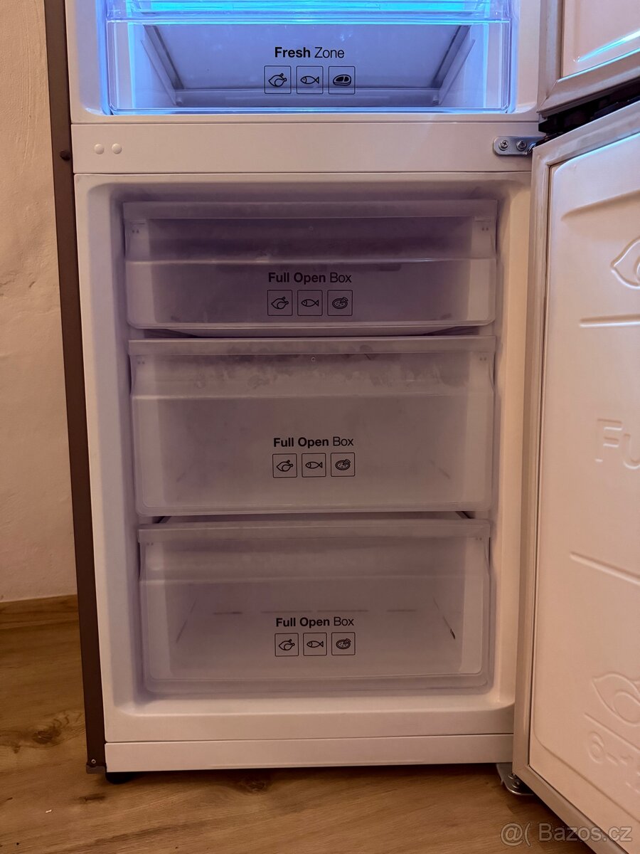Lednice s mrazákem SAMSUNG - 4