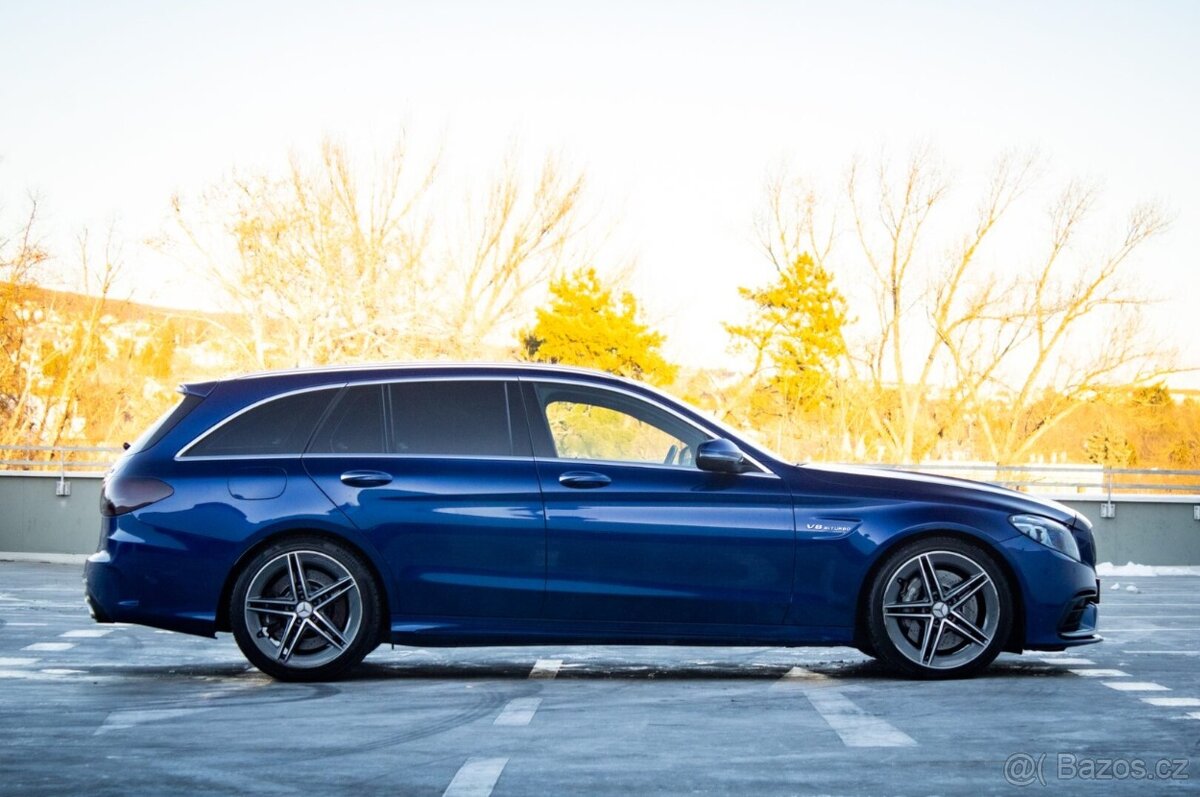 Mercedes Benz C63 AMG w205 - TOP stav - 4