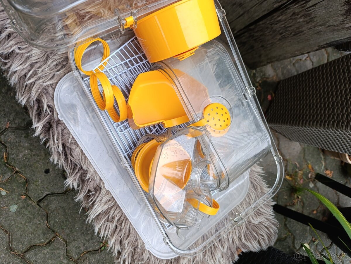 Prodám klec s doplňky - 4