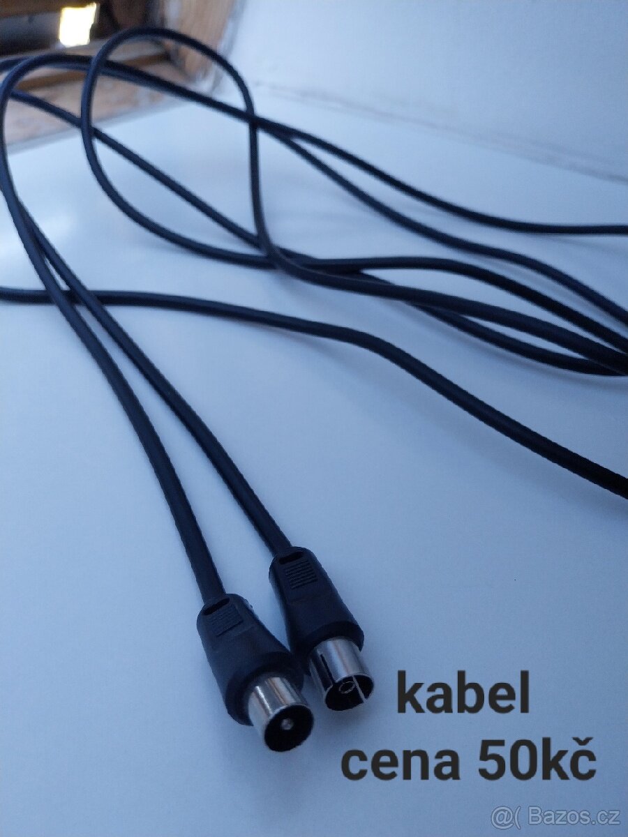 Různé kabely - 4