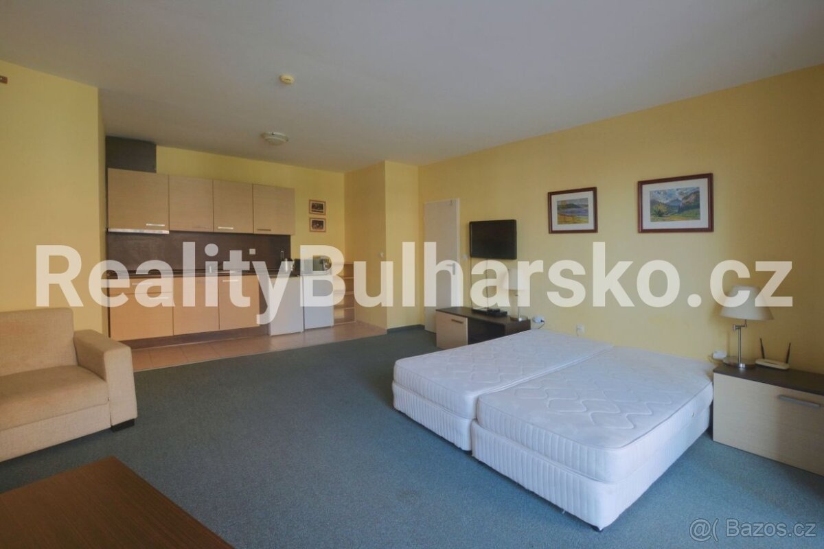 Prostorný dvoupokojový apartmán 2kk (83 m²) s terasou - 4