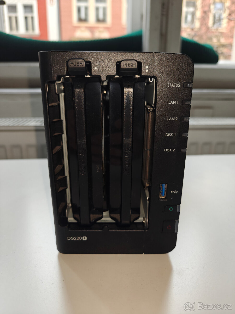 NAS Synology DiskStation DS220+, 2x 4TB Seagate IronWolf Pro - 4