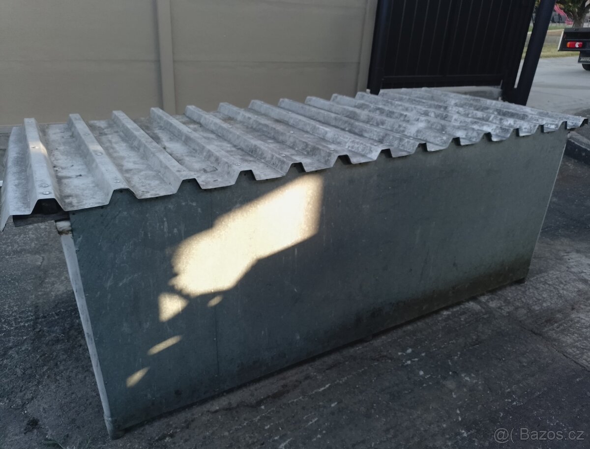 Plechový přístřešek - 4