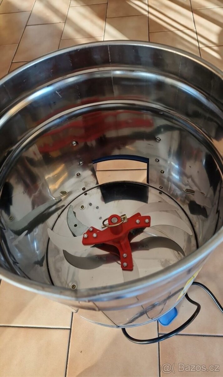 Mlýnek, šrotovník na řepu - mrkev - 4