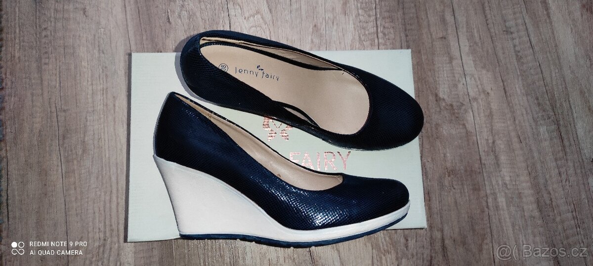 Nové boty na klínku vel. 38 - 4