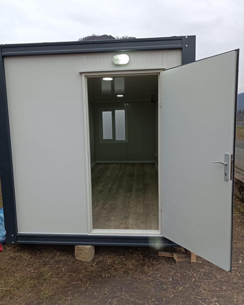 Kontejner 2.4x 6m. cena 94999 Kč bez dph - 4