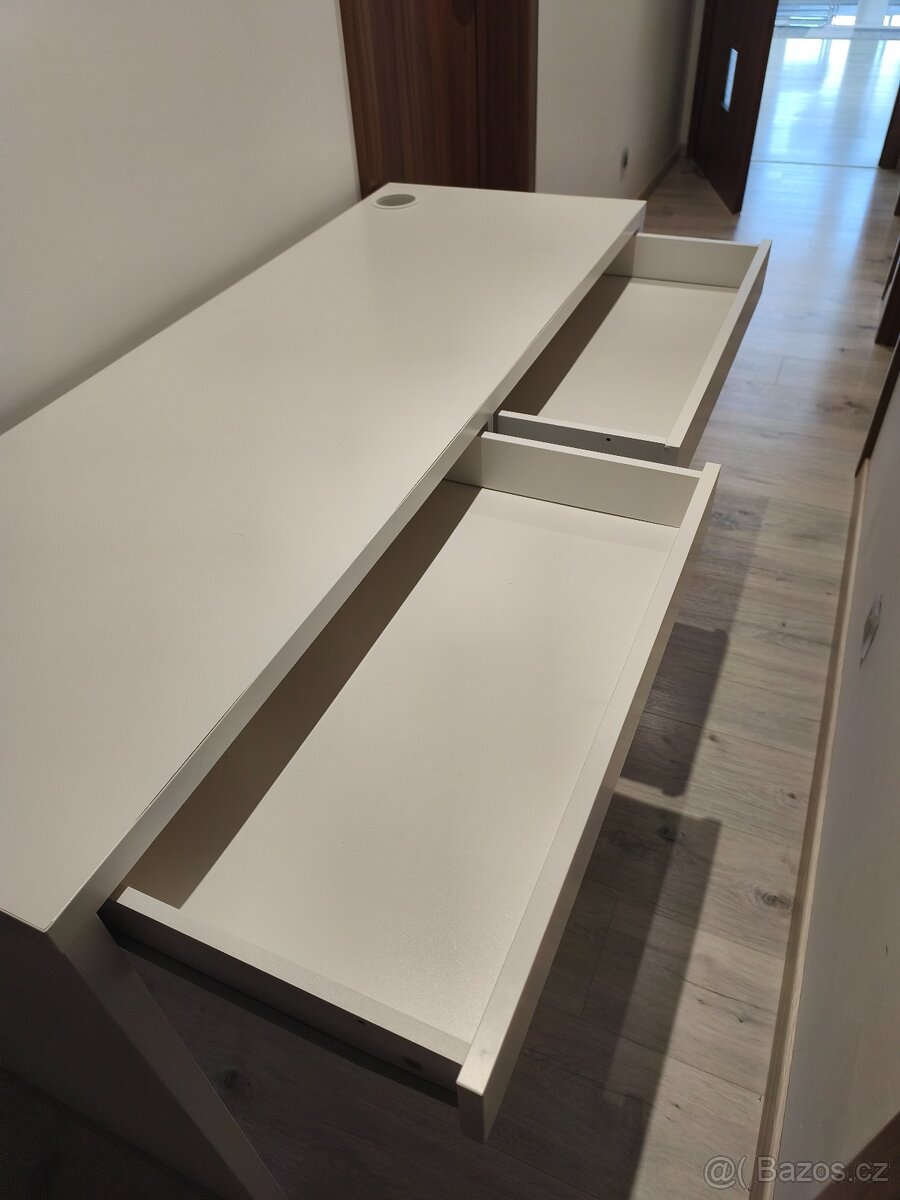 Psací stůl IKEA - 4