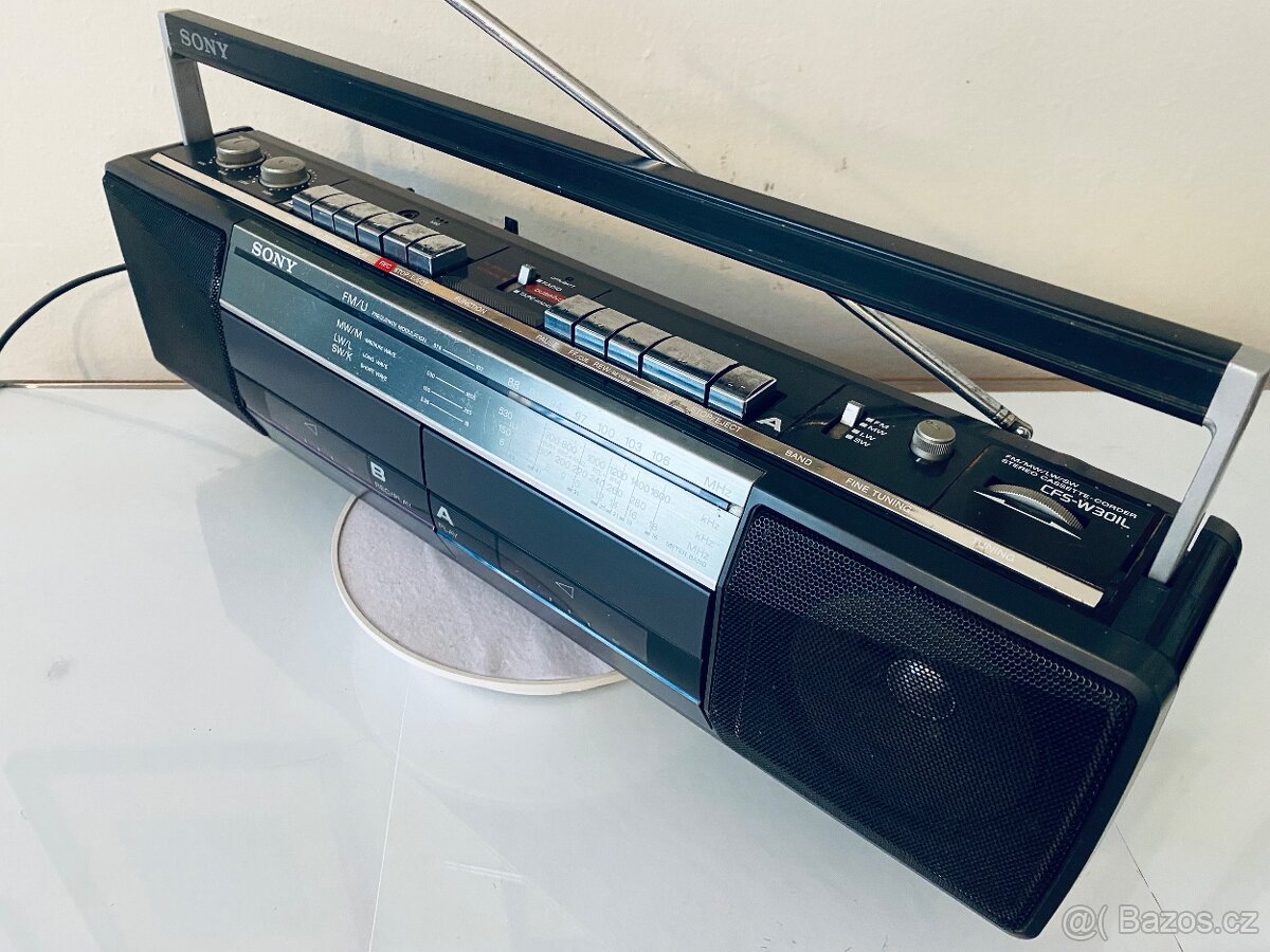 Radiomagnetofon Sony CFS-W30l, rok 1988 - 4