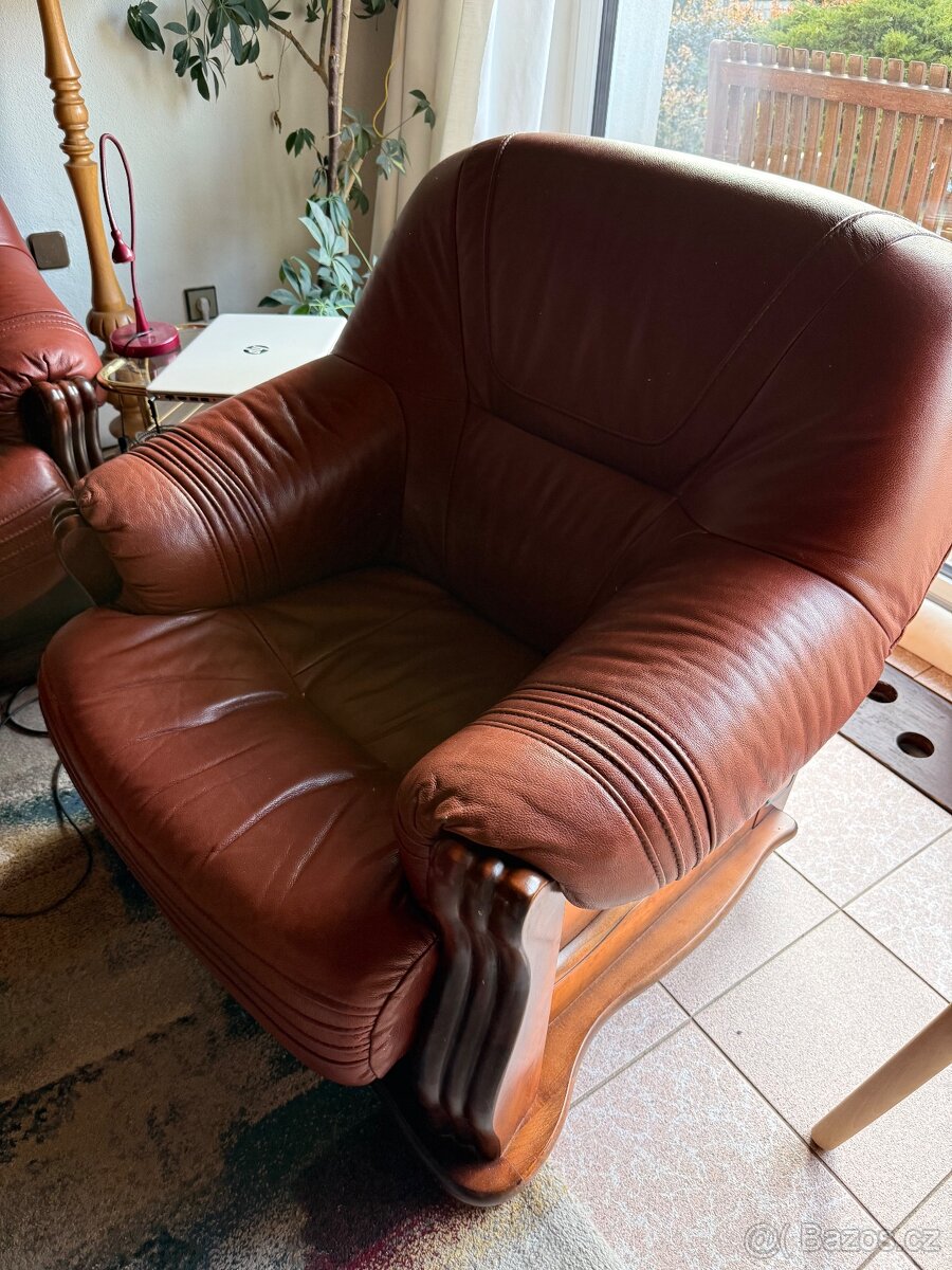 Sedačka a křesla za 1000 v kůži - 4