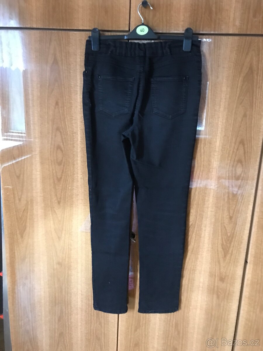 Různé dámské dziny, leginy - 4