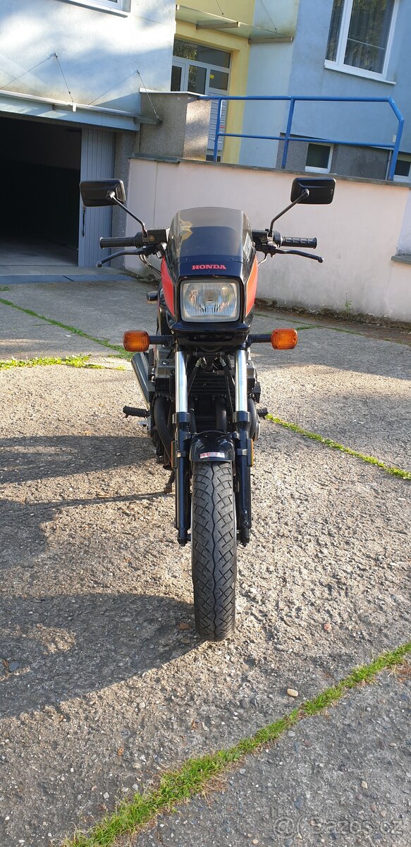 Honda CB 750 sc - 4