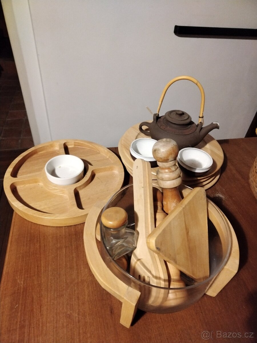 Cajovy set, drevene talire - 4