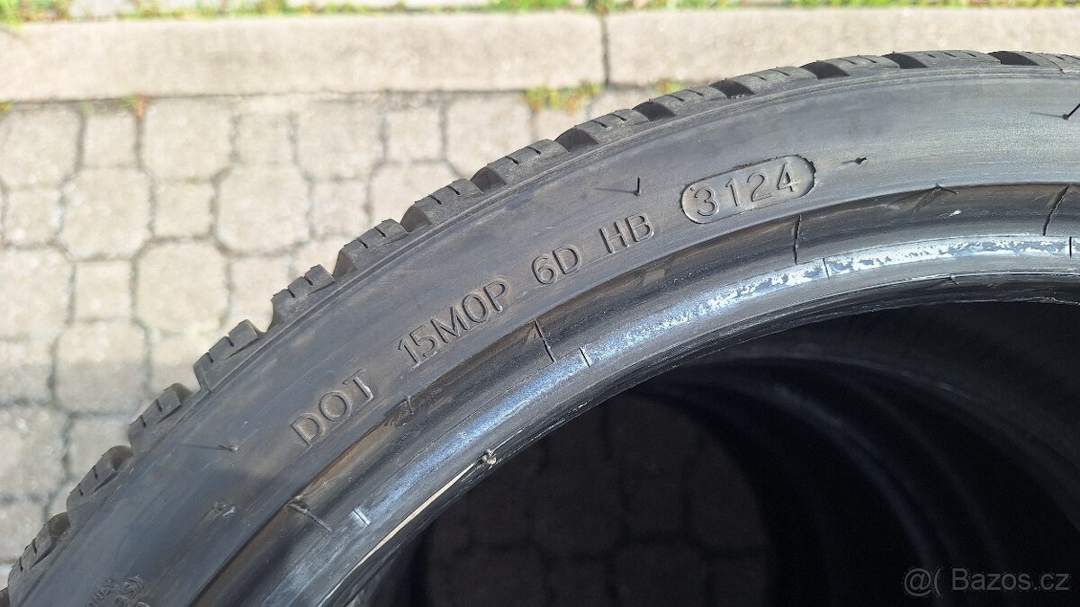 Hankook Winter icept evo3 235/35 R19 91W - 4