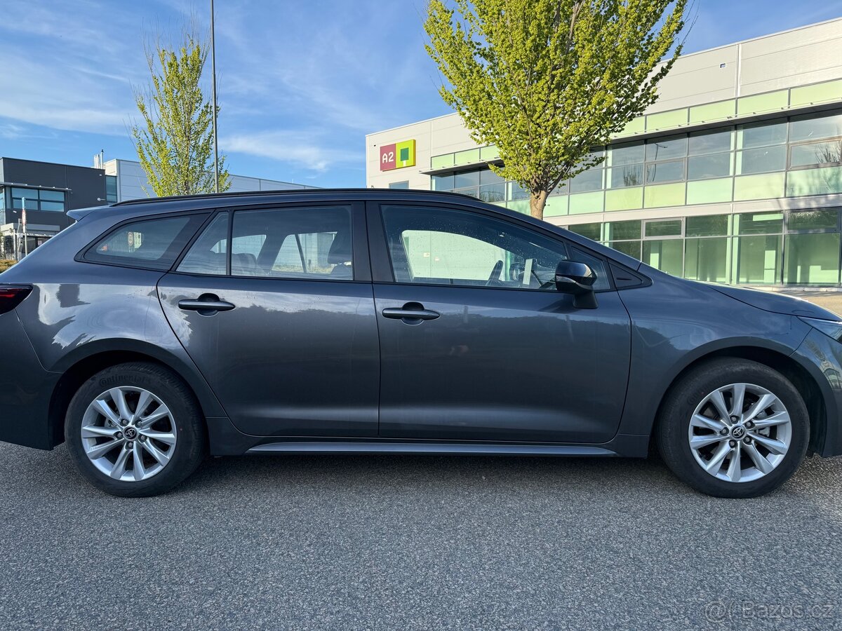 Toyota Corolla hybrid 07/2025 - 4