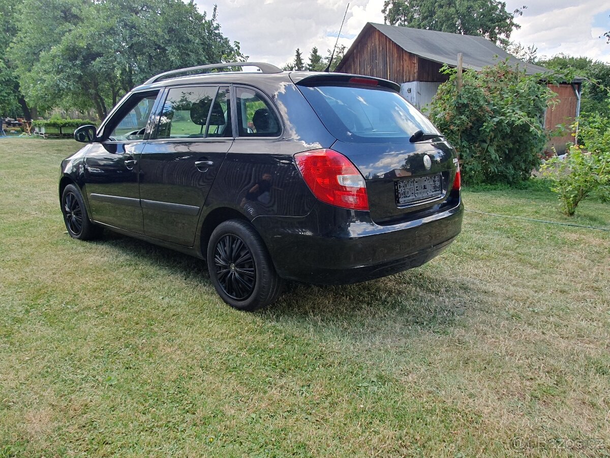 Škoda Fabia kombi 1.4i nová stk - 4