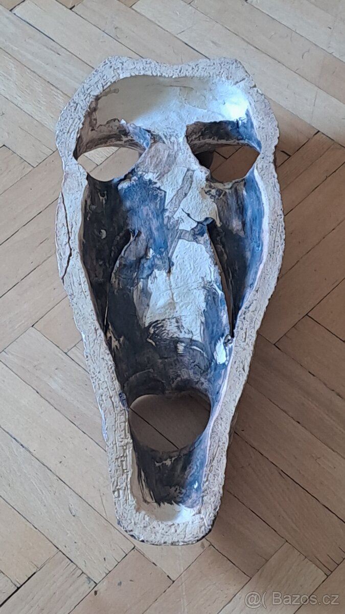 Maska na zeď - 4