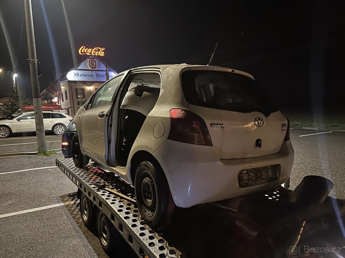 Toyota Yaris 2006 - 4