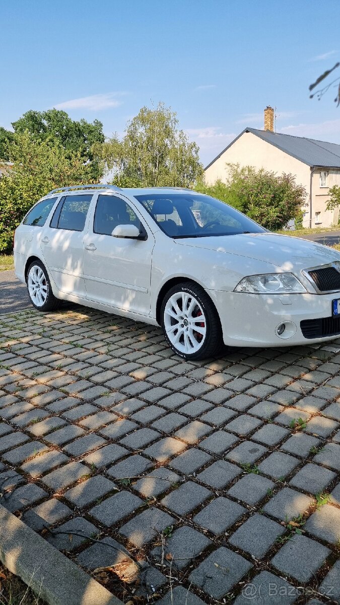 Škoda Octavia RS 147kw - 4