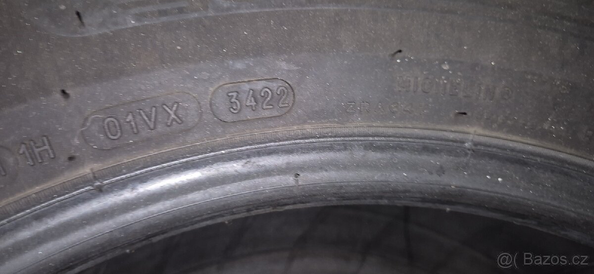 235/60 R 17 zimní - 4
