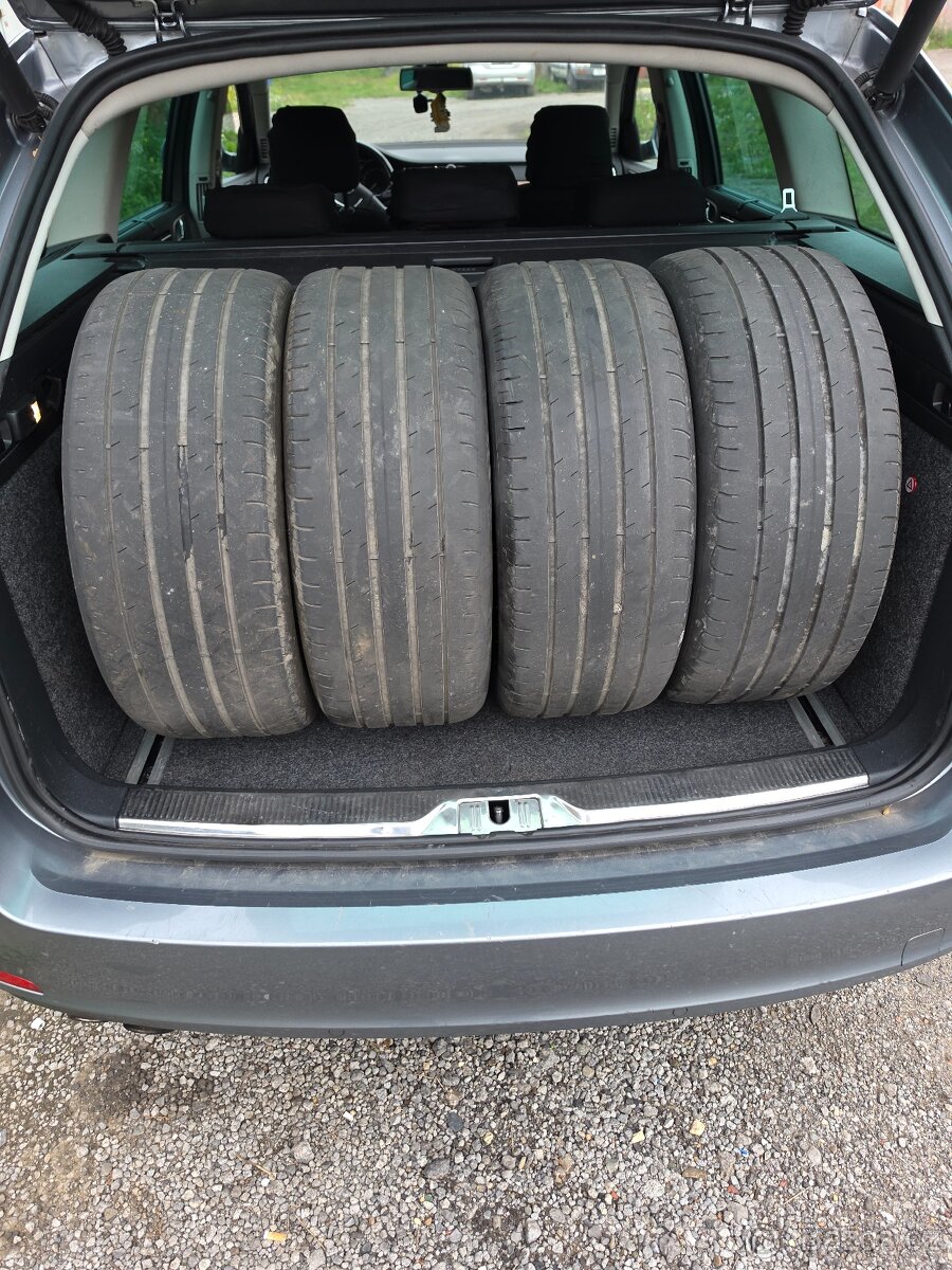 225/45 R17 - 4