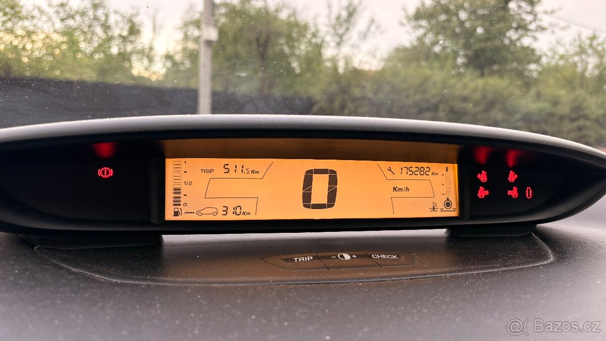 Citroen C4 - 4