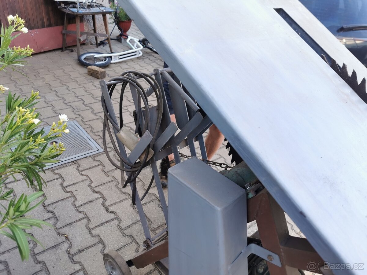 Cirkularka vyšší pracovní stůl pro vyšší postavu - 4