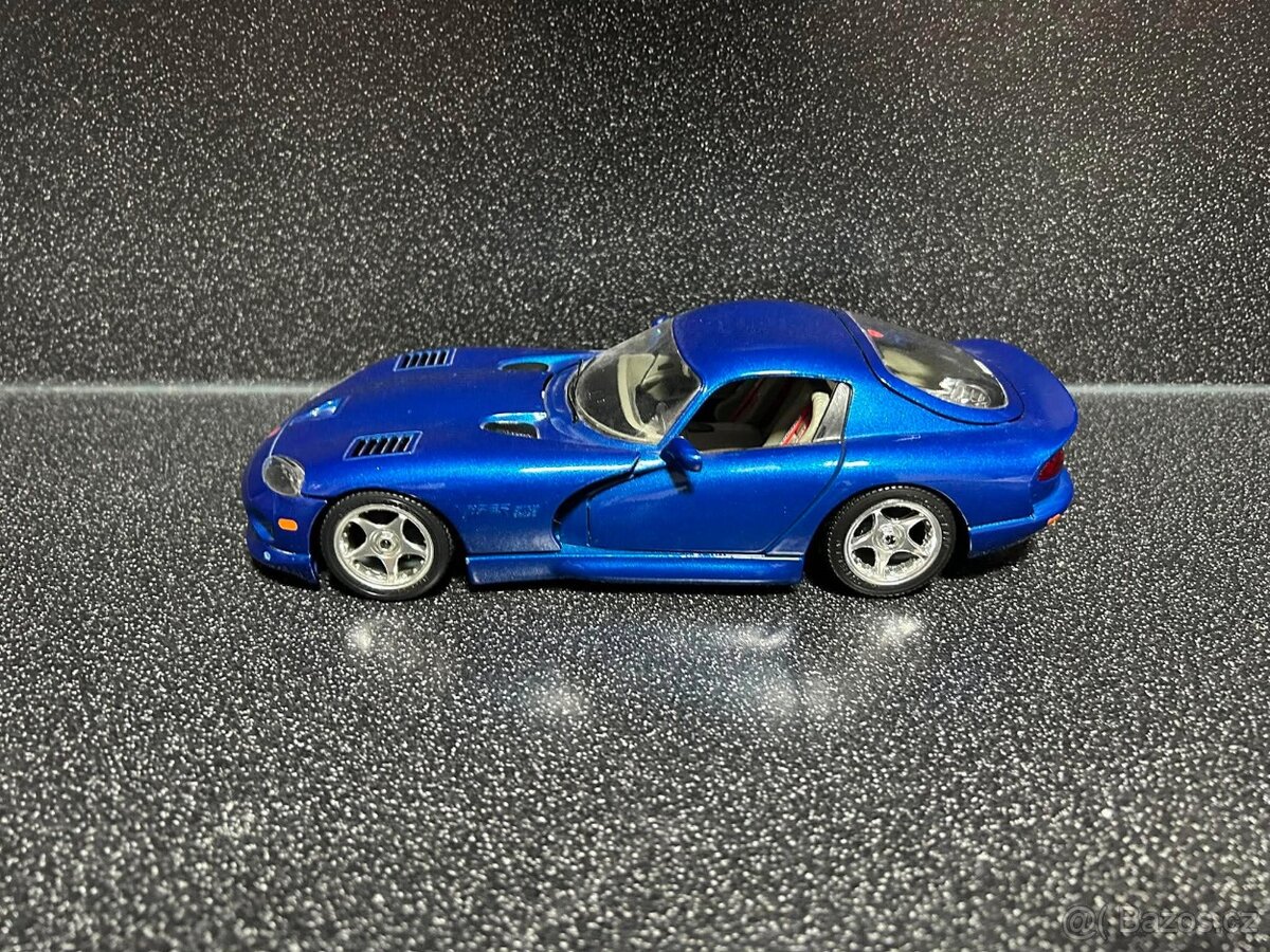 Dodge Viper GTS 1:18 - 4